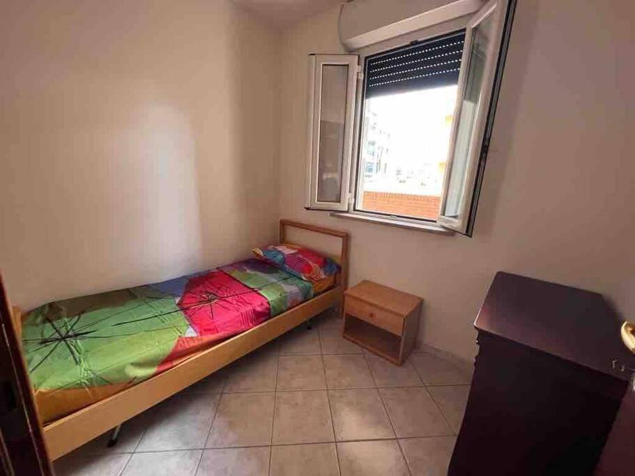 Appartamento Tranquillo Con Patio E Piscina La Caduta Eksteriør billede
