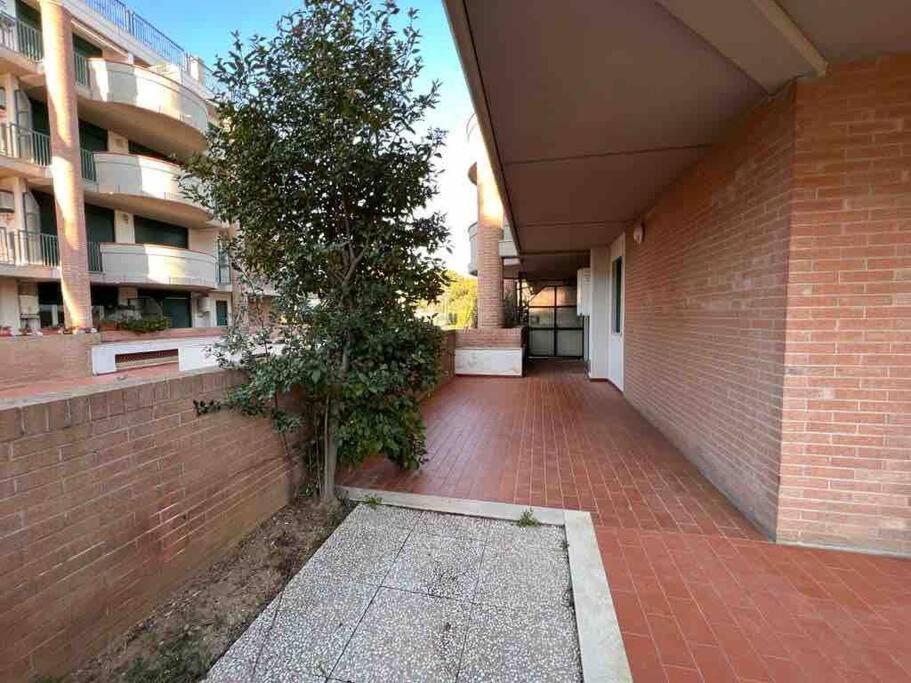 Appartamento Tranquillo Con Patio E Piscina La Caduta Eksteriør billede
