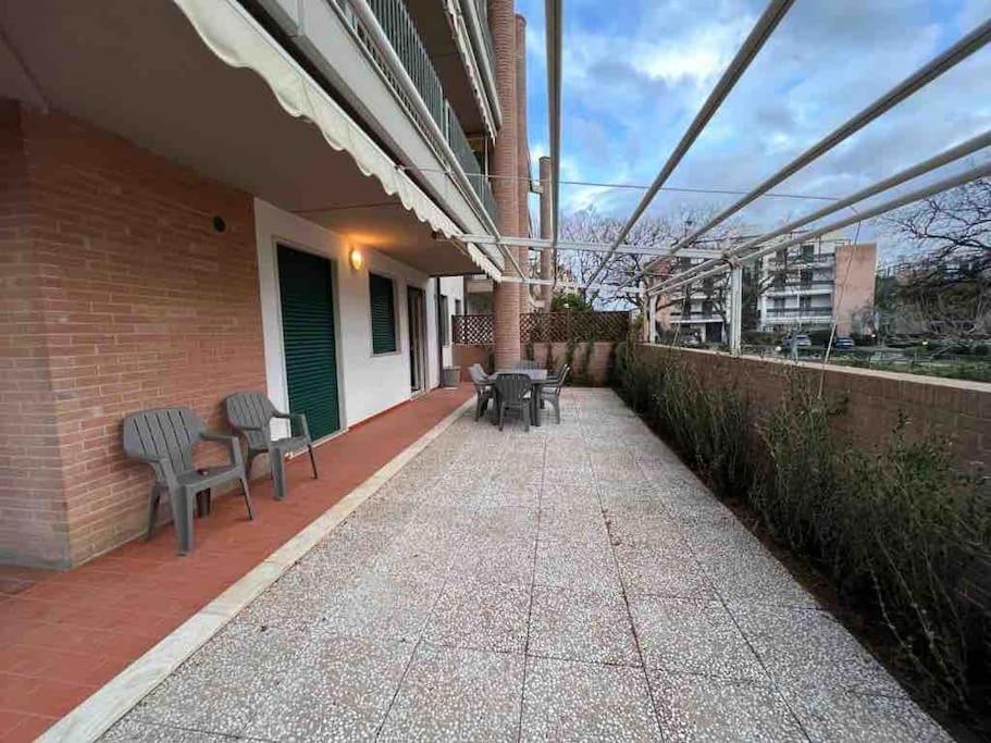 Appartamento Tranquillo Con Patio E Piscina La Caduta Eksteriør billede